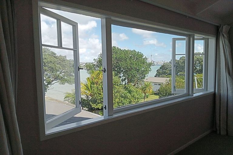Photo of property in 81 Norwood Road, Bayswater, Auckland, 0622