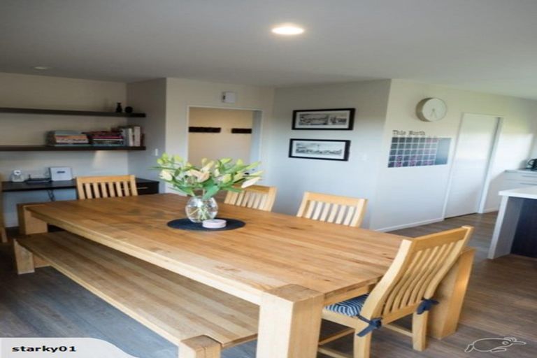 Photo of property in 18 Preston Avenue, West Melton, 7618