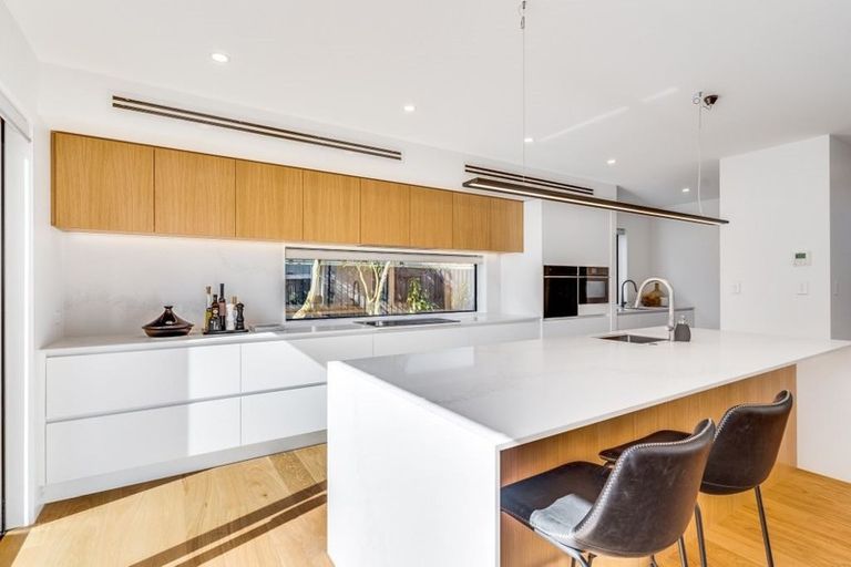 Photo of property in 12c Memorial Avenue, Ilam, Christchurch, 8053