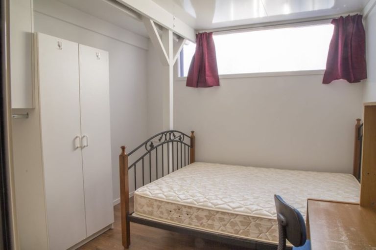 Photo of property in 3 Marcel Place, Glenfield, Auckland, 0629