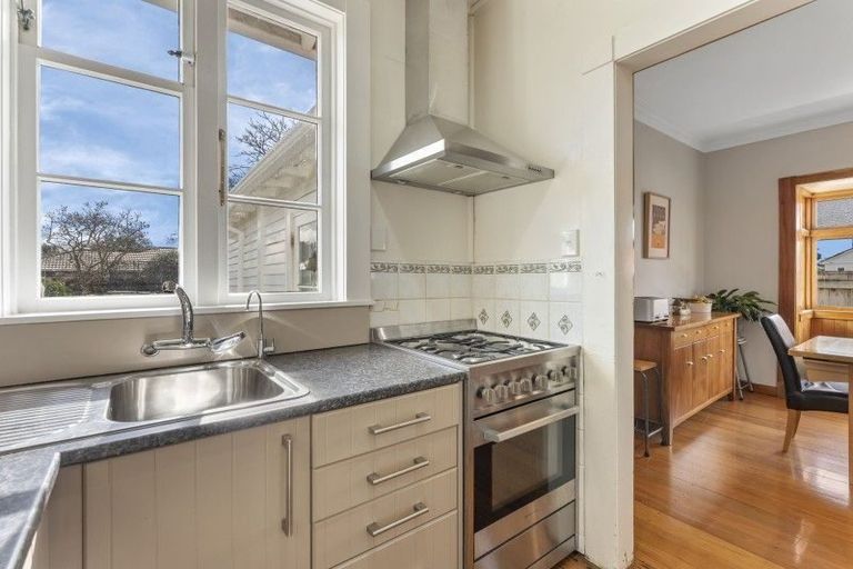 Photo of property in 13 Brook Street, Waiwhetu, Lower Hutt, 5010