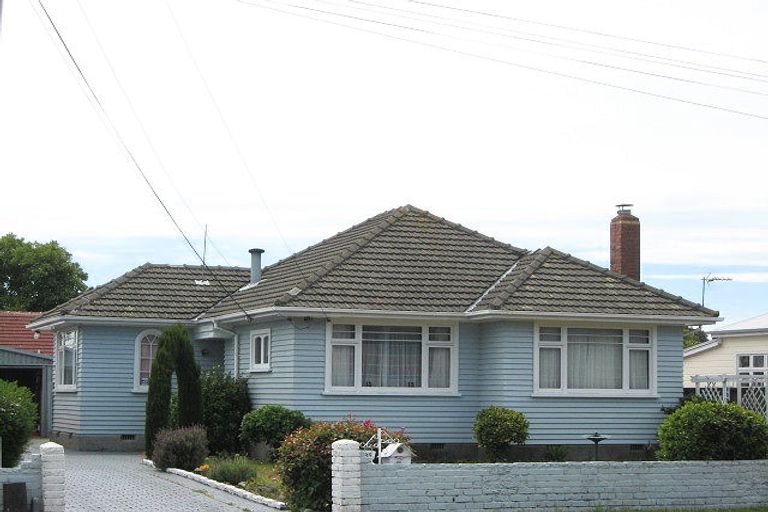 Photo of property in 85 Ottawa Road, Wainoni, Christchurch, 8061
