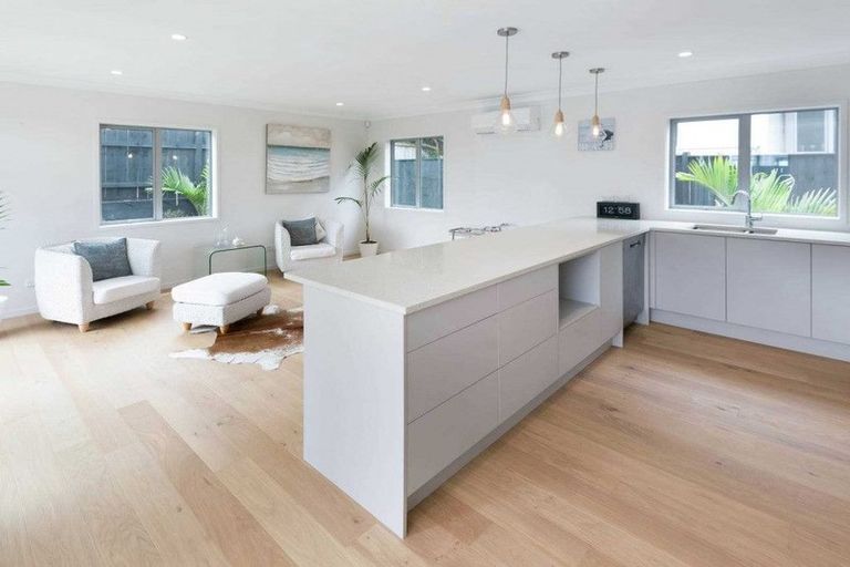 Photo of property in 139b Bucklands Beach Road, Bucklands Beach, Auckland, 2012