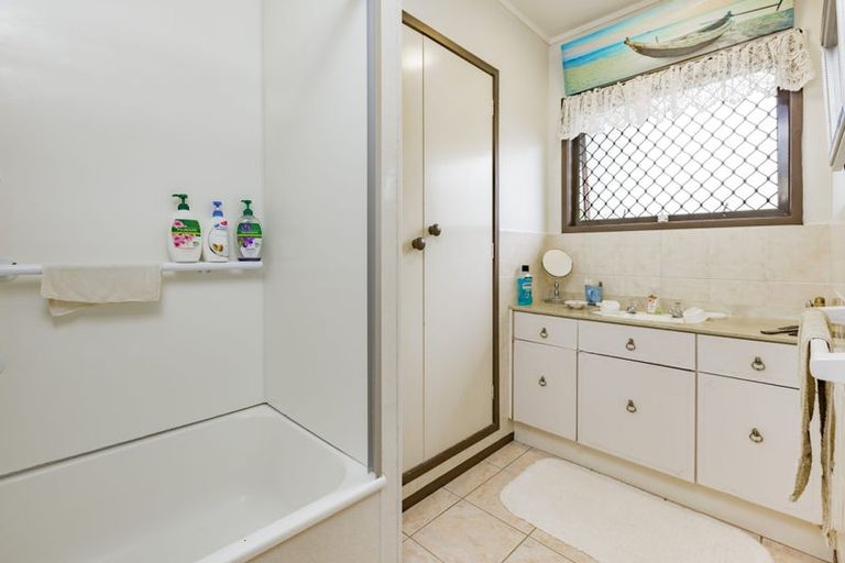 Photo of property in 1/49 Fernaig Street, Papakura, 2110