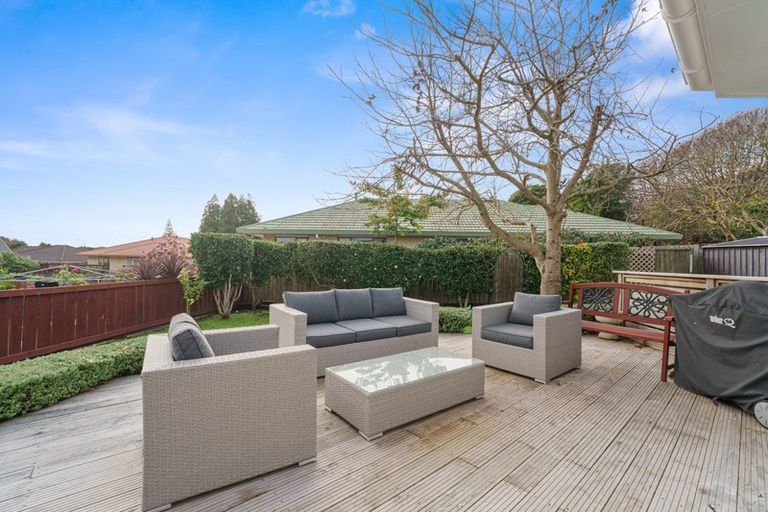 Photo of property in 25 Utauta Street, Waikanae, 5036