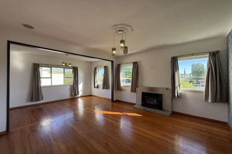 Photo of property in 30 Richmond Road, Carterton, 5713