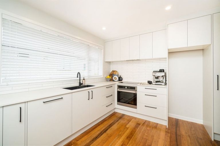 Photo of property in 3/17 Walter Street, Hauraki, Auckland, 0622