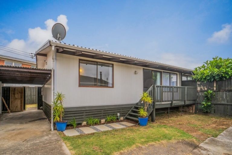 Photo of property in 1/14 Idlewild Avenue, Mangere, Auckland, 2022