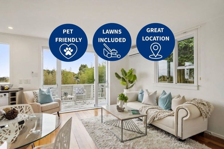 Photo of property in 2/80 Seaview Road, Castor Bay, Auckland, 0620