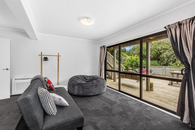 Photo of property in 76 Gordon Road, Plimmerton, Porirua, 5026