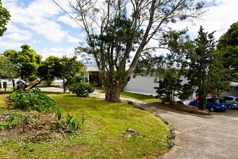 Photo of property in 61 West Coast Road, Glen Eden, Auckland, 0602