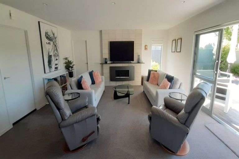 Photo of property in 11 Rotoiti Way, Poraiti, Napier, 4112