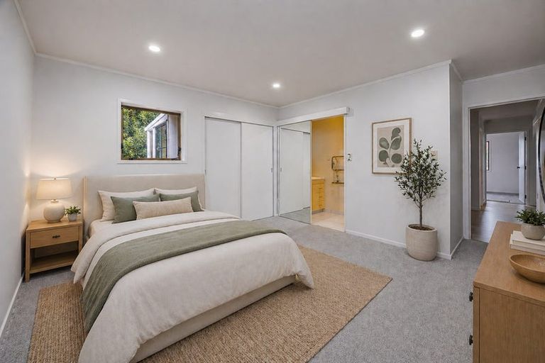Photo of property in 3 Tilia Place, Totara Heights, Auckland, 2105
