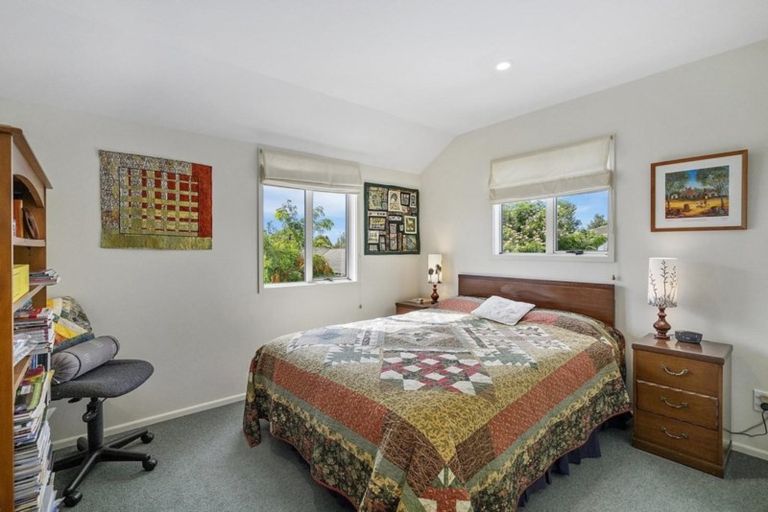 Photo of property in 150a Avonhead Road, Avonhead, Christchurch, 8042