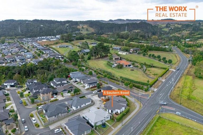 Photo of property in 5 Sauterne Road, Kumeu, 0810