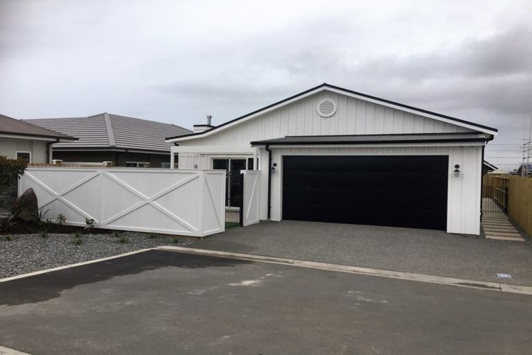 Photo of property in 8 Ascarina Way, Papamoa Beach, Papamoa, 3118