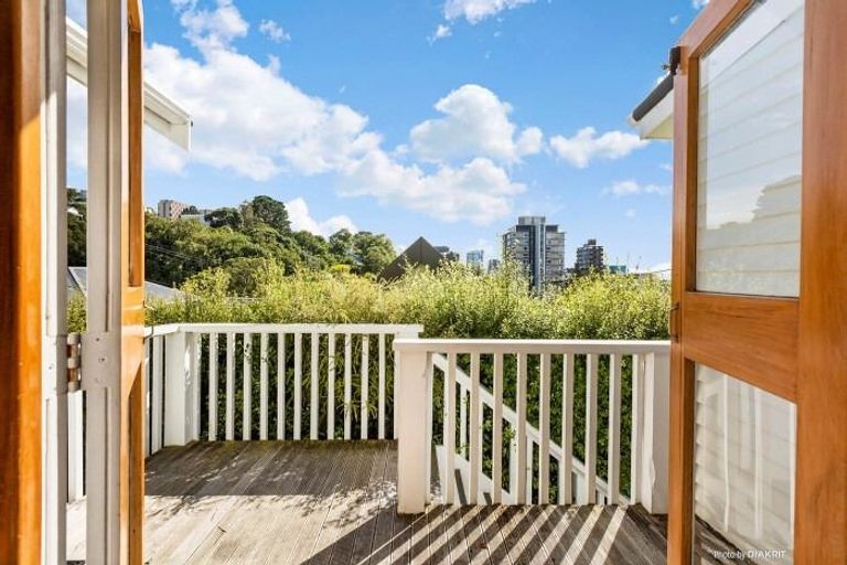 Photo of property in 7a Boston Terrace, Aro Valley, Wellington, 6021