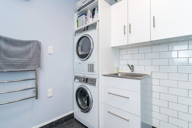 Photo of property in 7 Byron Street, Mornington, Dunedin, 9011