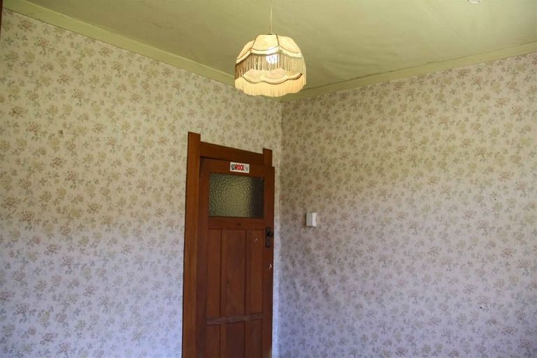 Photo of property in 18 Half Mile Road, Tuatapere, 9620