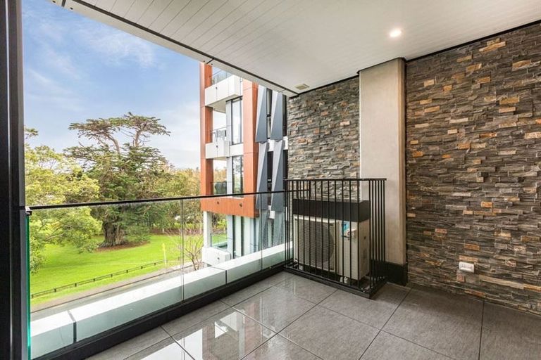 Photo of property in 306/28 Killarney Street, Takapuna, Auckland, 0622