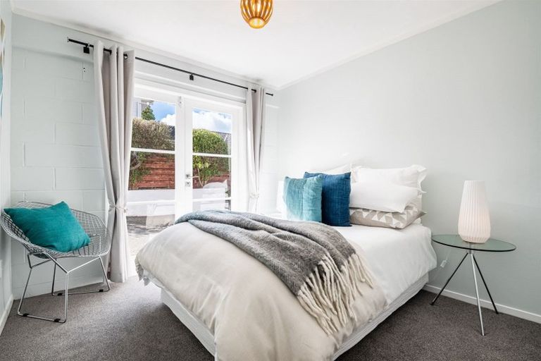 Photo of property in 3/5 Gordon Avenue, Forrest Hill, Auckland, 0620