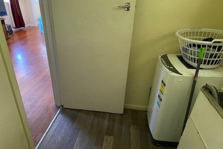 Photo of property in 22 Milton Road, Bluff Hill, Napier, 4110