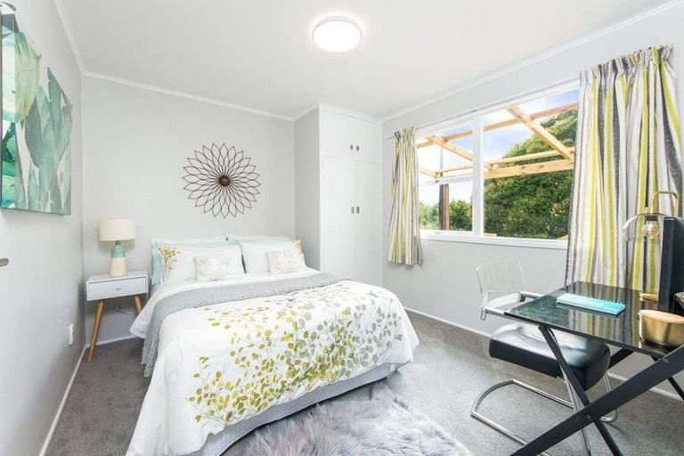 Photo of property in 147 Rangatira Road, Beach Haven, Auckland, 0626