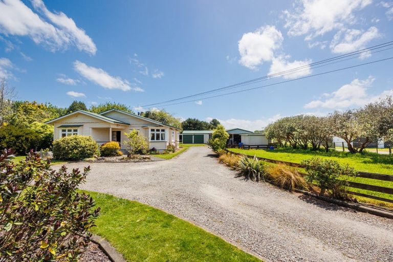 Photo of property in 122 Kawakawa Road, Feilding, 4775