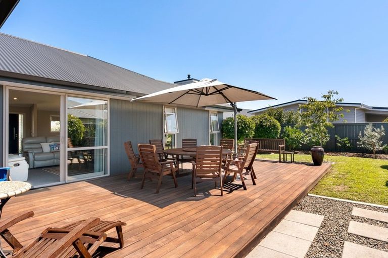 Photo of property in 34 Awatira Drive, Papamoa Beach, Papamoa, 3118