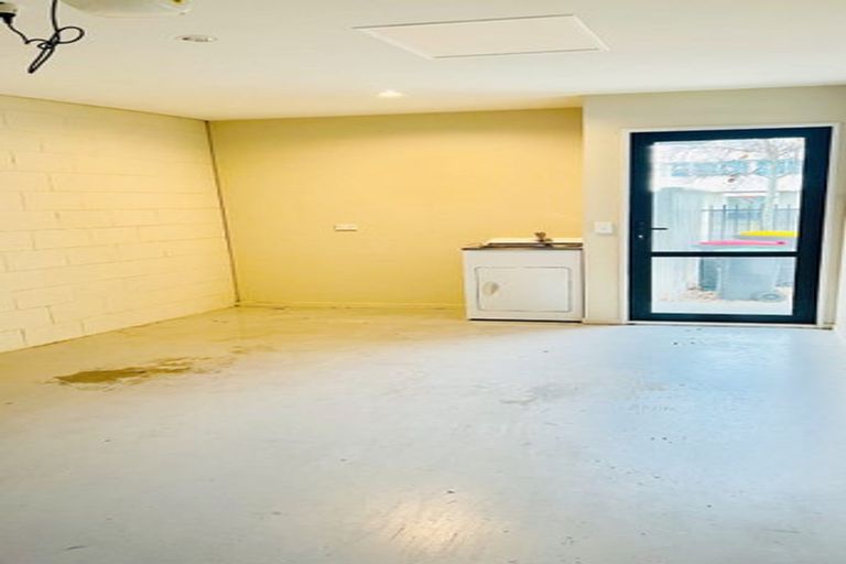 Photo of property in 29a Clarence Street South, Addington, Christchurch, 8024