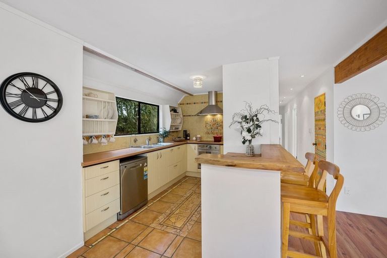 Photo of property in 144 Lonely Track Road, Redvale, Auckland, 0632