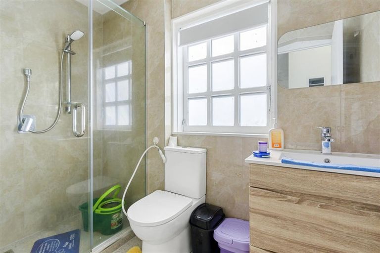 Photo of property in 25 Montilla Place, Manurewa, Auckland, 2102