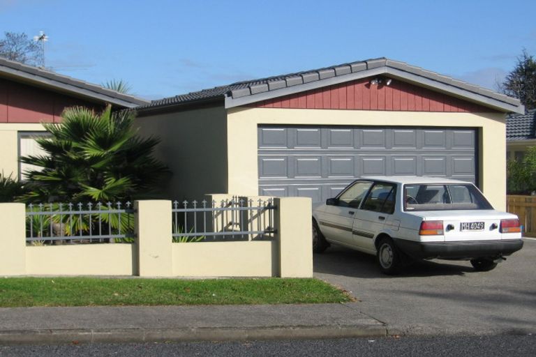Photo of property in 36 Juliet Avenue, Howick, Auckland, 2014