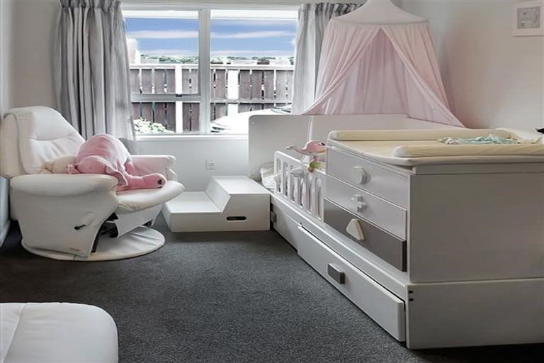 Photo of property in 1/4 Tracy Place, Redwood, Christchurch, 8051