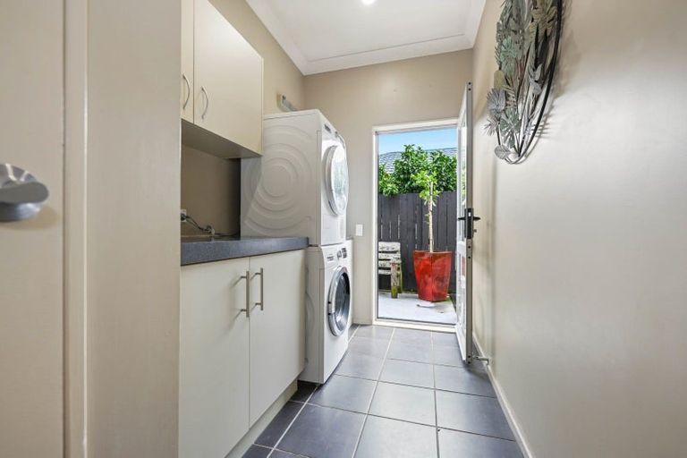 Photo of property in 94 Rototuna Road, Rototuna, Hamilton, 3210