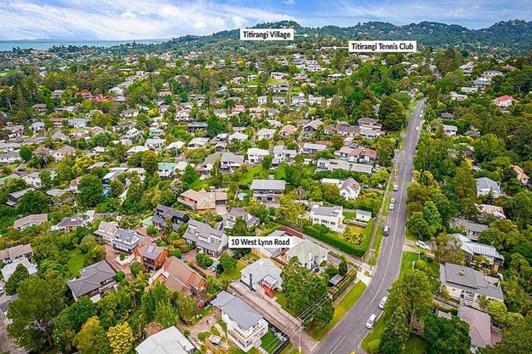 Photo of property in 10 West Lynn Road, Titirangi, Auckland, 0604