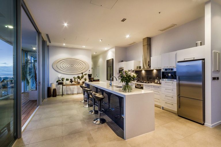 Photo of property in Sentinel Apartments, 2802/3 Northcroft Street, Takapuna, Auckland, 0622