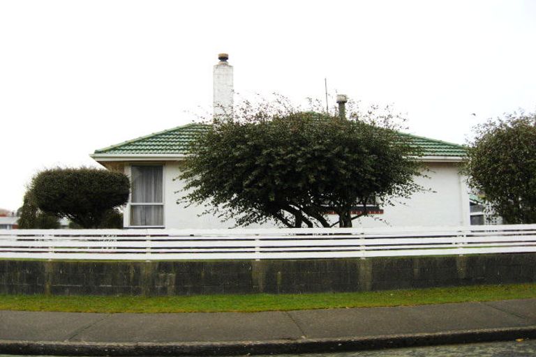 Photo of property in 11 Pine Crescent, Hargest, Invercargill, 9810