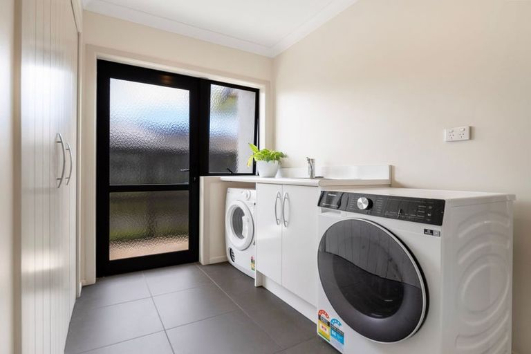 Photo of property in 22 Winslow Court, Huntington, Hamilton, 3210