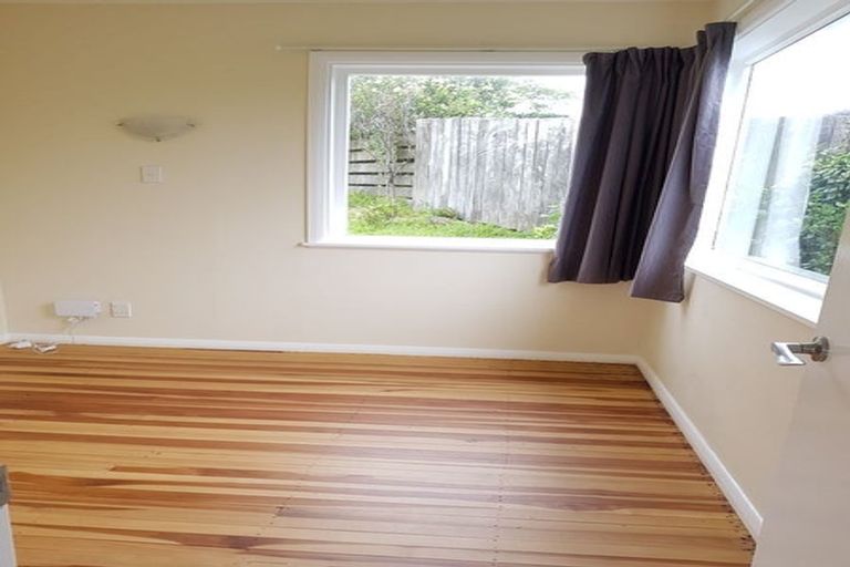 Photo of property in 73 Madras Street, Khandallah, Wellington, 6035