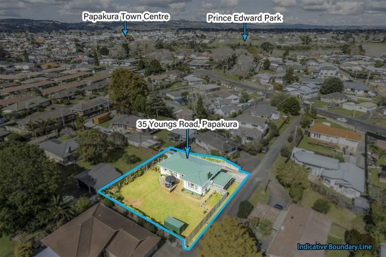 Photo of property in 35 Youngs Road, Papakura, 2110