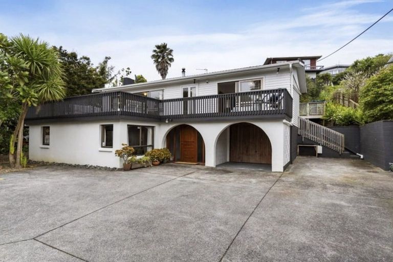 Photo of property in 966 Beach Road, Torbay, Auckland, 0630