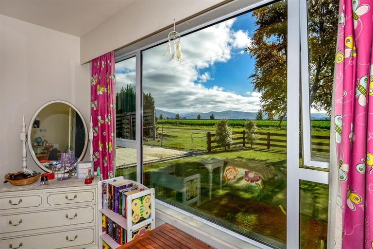 Photo of property in 98 Searles Road, Sheffield, 7580