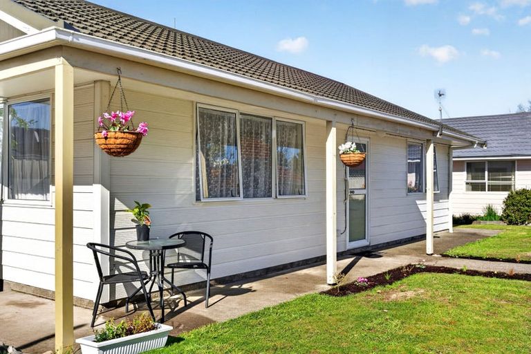 Photo of property in 5 Newland Place, Masterton, 5810