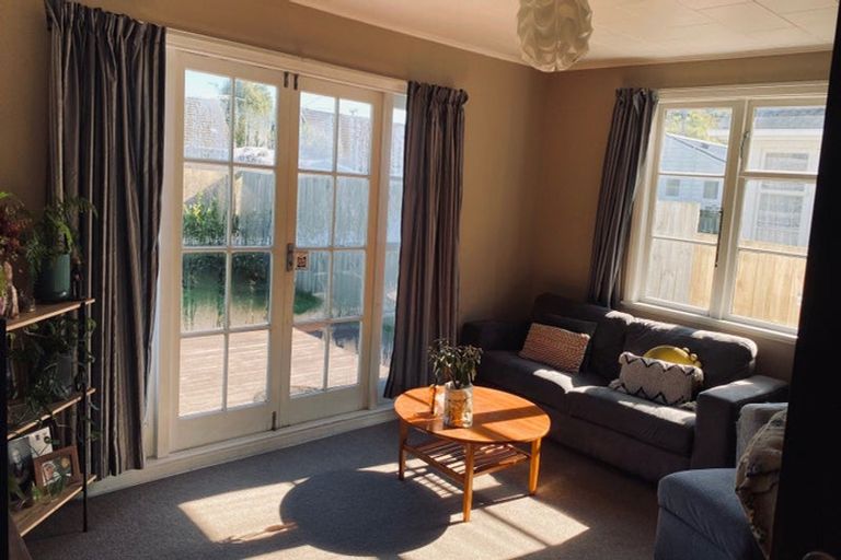 Photo of property in 62 Kowhai Street, Naenae, Lower Hutt, 5011