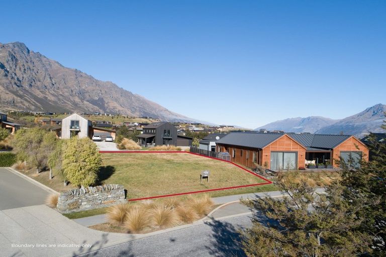 Photo of property in 2 Appin Court, Jacks Point, Queenstown, 9371