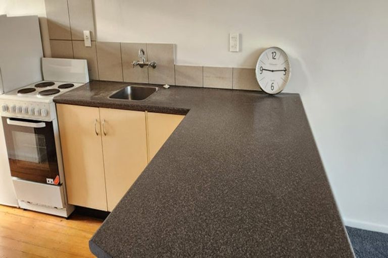 Photo of property in 2/19 Swanns Road, Richmond, Christchurch, 8013