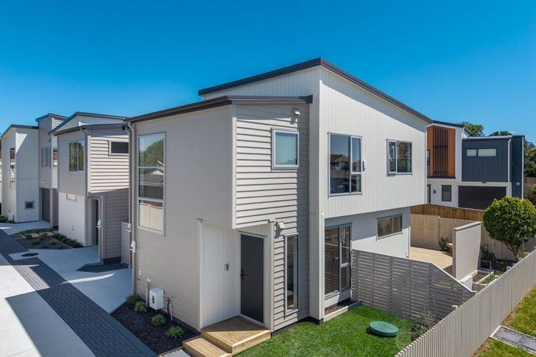 Photo of property in 13a Liam Place, Half Moon Bay, Auckland, 2012