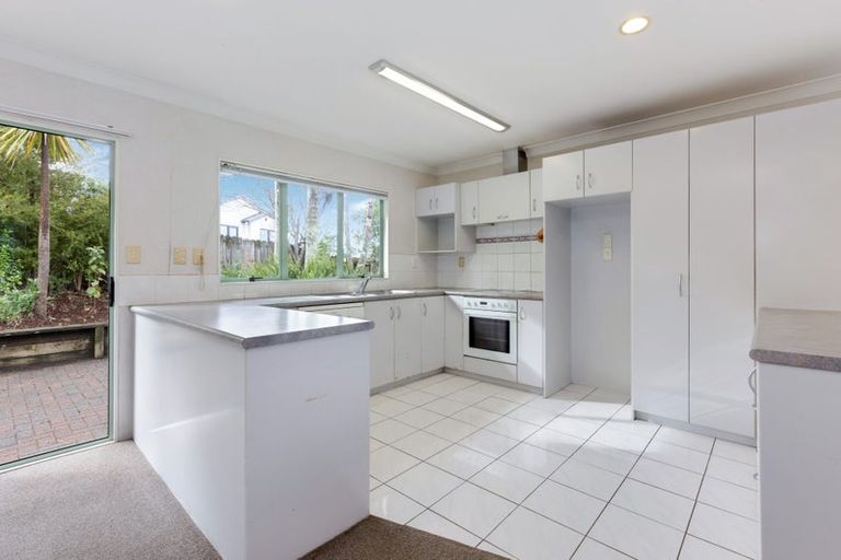 Photo of property in 6 Millstream Drive, Henderson, Auckland, 0610