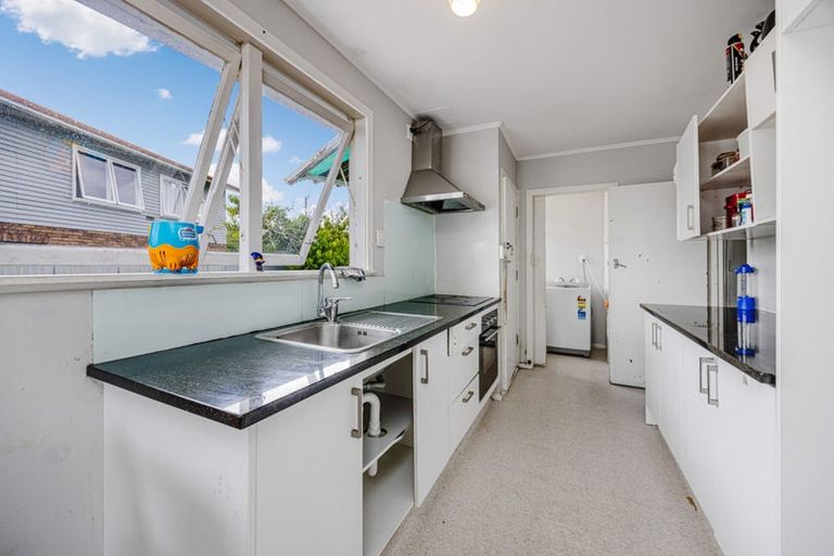 Photo of property in 9 President Avenue, Papakura, 2110